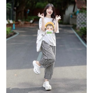 Sét bộ nữ Caro, Quần dài caro, áo ngắn tay in hình ALICE, Đồ bộ nữ mặc nhà, mặc ngủ form rộng chất Cotton, đũi mềm mát