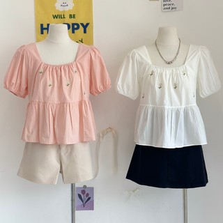 Áo Kiểu Babydoll Thêu Hoa Nhí Cổ Vuông Nữ Tính Thắt Nơ Sau