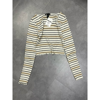 áo thun crop top sọc tay dài lại vắc xổ cổ U