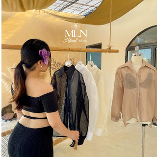 Áo sơ mi vải voan xước có dây buộc sau milinaa c2746