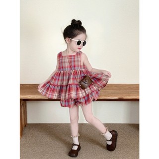 Set áo sát nách caro đỏ kèm quần short bé gái mùa hè phong cách đáng yêu