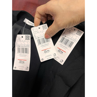Váy vest M.N.G dư xịn, không có dây nịt kèm theo