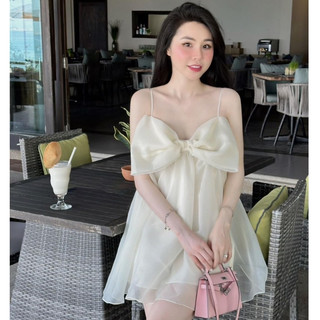 Váy 2 Dây Nơ Ngực Phiên Bản Diụ Dàng
