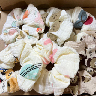 Dây buộc tóc Scrunchies hoa nhí mini xinh xinh chào hè.