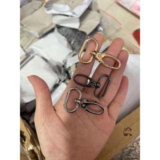 1 cái Móc khoá dày sơn tĩnh điện, móc quai túi xách làm móc khoá