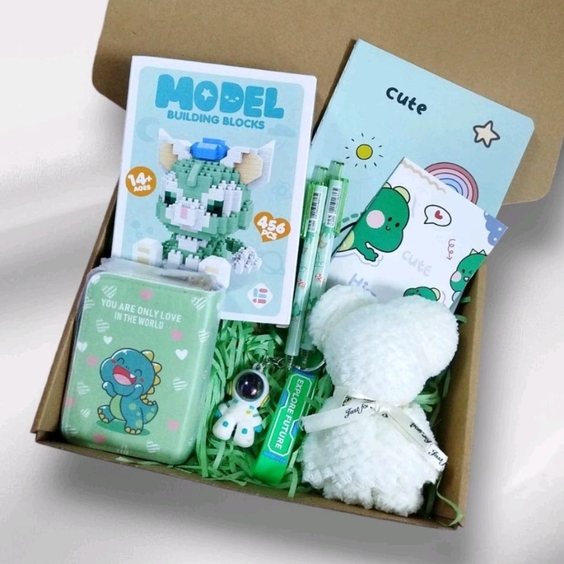 Set quà tặng học sinh trẻ em sinh nhật, 1/6, khai giảng, trung thu, noel  giá rẻ 10xtimes