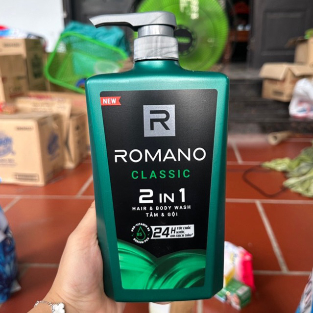 Tắm Gội Romano 2in1 650g (Xanh Classic)