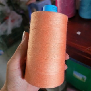 2 cuộn chỉ may quần áo cuộn 5000m, 3000m (Giao đơn từ 50k)