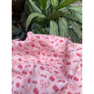 vải thô cotton 100% hoa hồng nền pastel Vân Anh shop