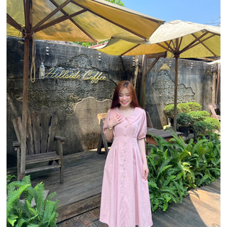 Đầm cổ bẻ khuy gỗ rúm eo