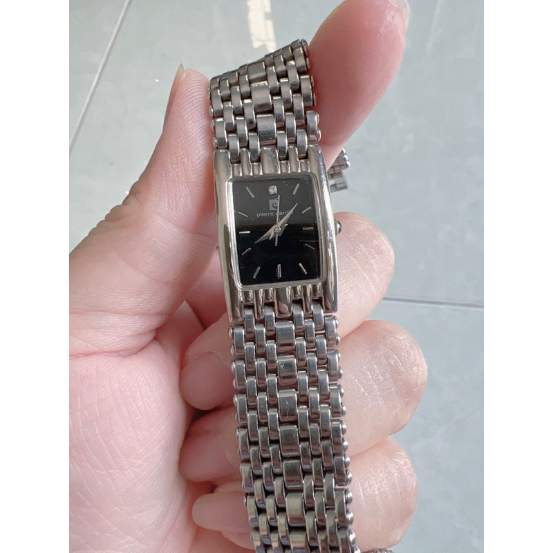 đồng hồ Thụy nữ hiệu Pierre Cardin quartz