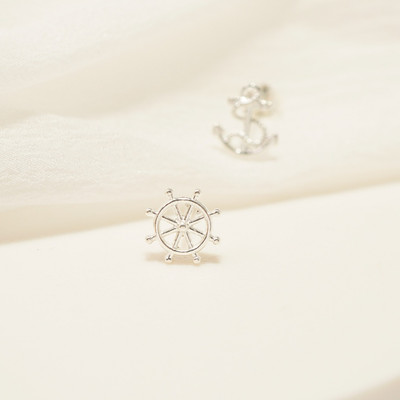 Khuyên tai bạc nữ LAMY Anchor & Wheel Stud Silver Earrings 3240 - Khuyên tai bạc ta