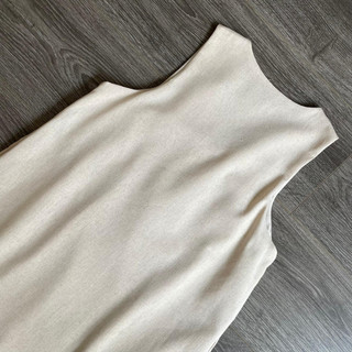 Đầm kem suông sát nách