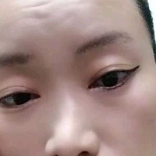 Bút kẻ mắt không trôi chống nước nhà Yobe