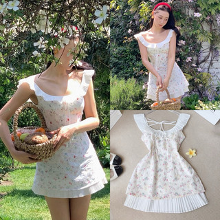 Đầm nude thêu hoa cổ v thắt eo xoè