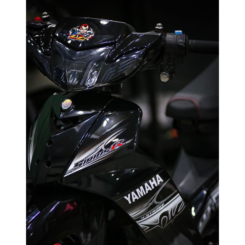 tem sirius đen bóng, tem xe sirius R