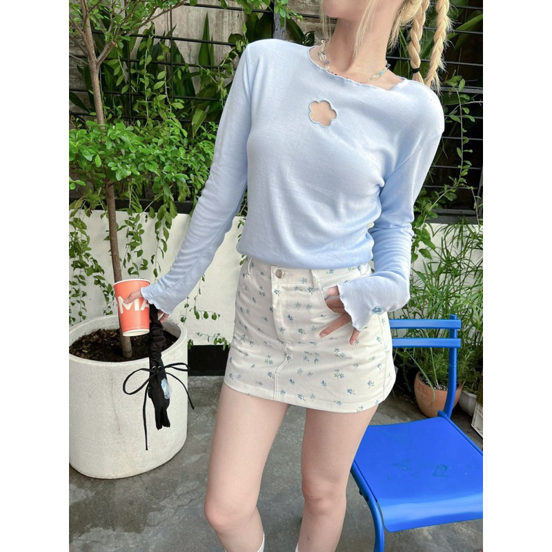 BUDDIES | Nancy Top | Áo Thun Kiểu Khoét Hoa Cá Tính | BigBuy360 - bigbuy360.vn