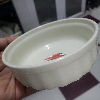 Chén gốm thấp