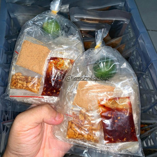Bánh tráng xâu sate tỏi ớt rim