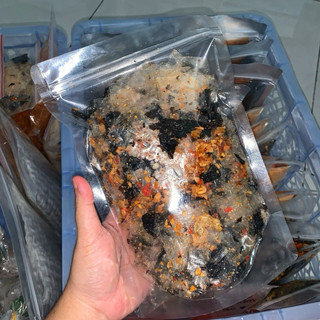 Bánh tráng rong biển trộn tỏi hành phi
