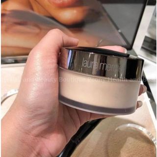 Phấn phủ ko màu kiềm dầu Laura Mercier 𝐓𝐫𝐚𝐧𝐬𝐥𝐮𝐜𝐞𝐧𝐭 𝐋𝐨𝐨𝐬𝐞 𝐒𝐞𝐭𝐭𝐢𝐧𝐠 𝐏𝐨𝐰𝐝𝐞𝐫 (𝐁𝐚̉𝐧 𝐆𝐥𝐨𝐰)