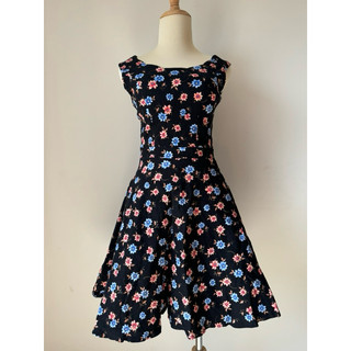 [Thanh lý second hand] Đầm hoa dáng xòe có cổ cách điệu trẻ trung size M