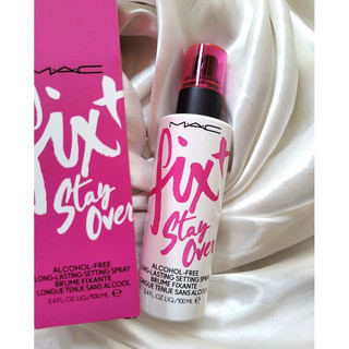 Xịt khoáng khoá nền trang điểm mac fix+ stay over
