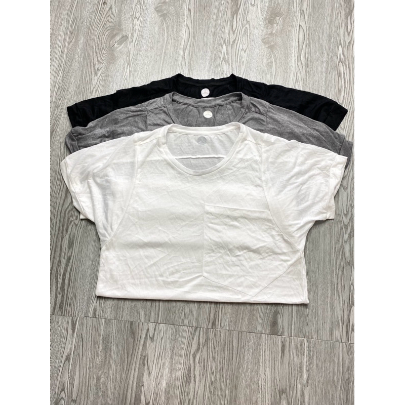 Áo thun nữ Basic House VNXK Hàn (size 90-95)
