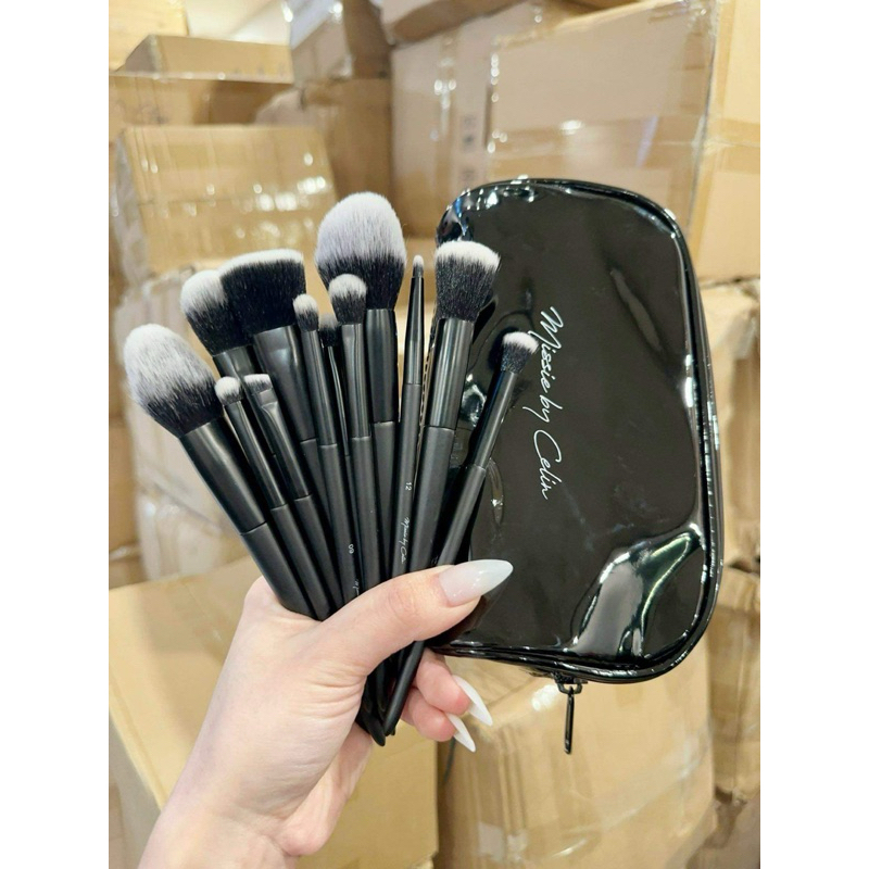 Bộ Cọ Trang Điểm Make Up Celin 12 Cọ Lông Thú Siêu Mềm Mịn Kèm Bao Da Missie By Celin Chính Hãng