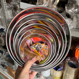 Khuôn ring tròn inox gia công, khuôn tròn không đáy, khuôn cắt bánh tròn
