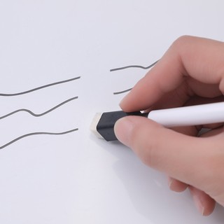 Bút viết xoá được cho bé có 4 màu để lựa chọn