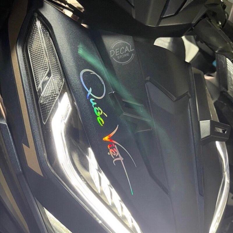 Tem dán xe theo tên theo yêu cầu của khách (ib tên cần làm cho shop)