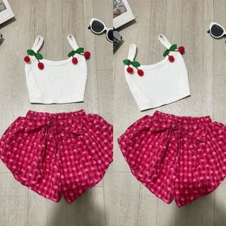 Set bộ áo croptop phối quần bí trái tim