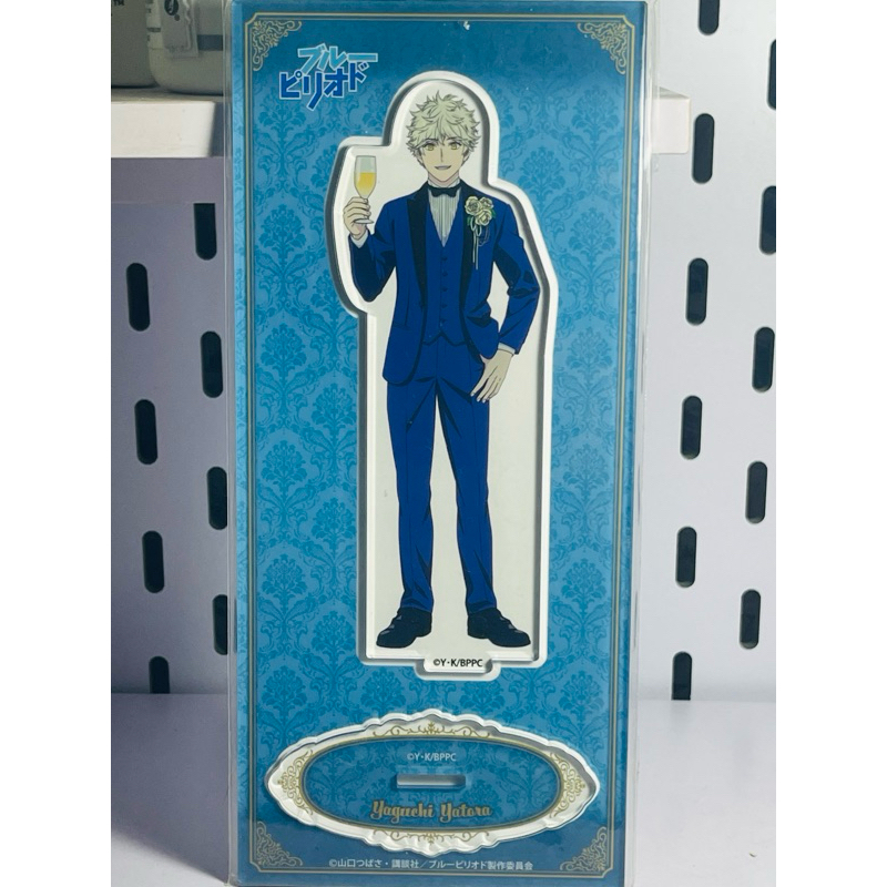 Standee Yatora trong Blue Period