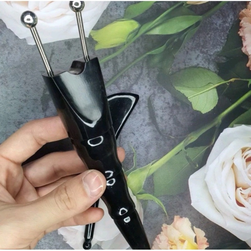 Bọ cạp sừng bạc đôi lớn dụng cụ diện chẩn.