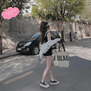 SET VÁY JUM ĐEN LIỀN MIX SƠ MI TRẮNG