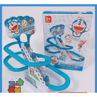 Đồ chơi Đoremon leo thang có nhạc cho bé