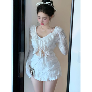Áo ren hoa sọc ngang bèo kiểu buộc dây
