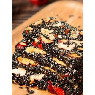 Bánh mè đen dinh dưỡng siêu hạt mè đen, táo đỏ, óc chó, kỷ tử - ăn vặt 492