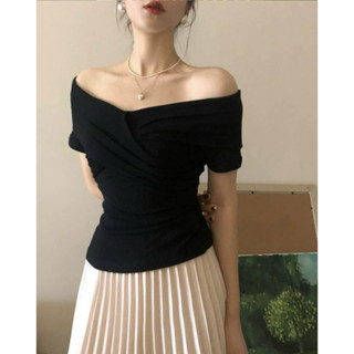 ÁO TRỄ VAI ĐEN TAY LỠ CHẤT LIỆU THUN UNI HÀN SIÊU MỀM MỊN CO DÃN 4 CHIỀU PHONG CÁCH HÀNG QUỐC SIÊU XINH