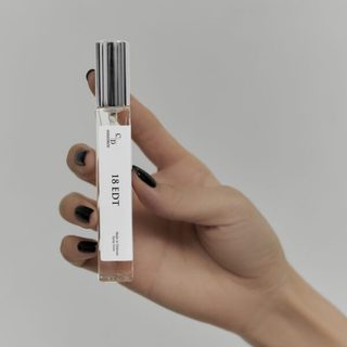 [COMBO NAM TÍNH QUYẾN RŨ 1] Tinh dầu thơm CODEDECO 18 EDT + CODEDECO Bleu And Bleu 10ml dạng xịt