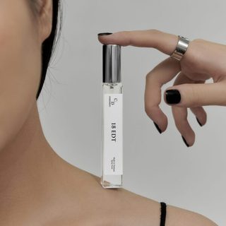 [COMBO NAM TÍNH QUYẾN RŨ 1] Tinh dầu thơm CODEDECO 18 EDT + CODEDECO Bleu And Bleu 10ml dạng xịt