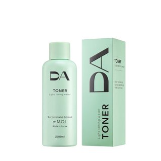  Nước Cân bằng 5 trong 1 DA BY M.O.I Toner Light toning water làm sáng và cấp ẩm 200ml