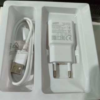 sạc gồm cóc và dây sạc micro USB