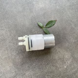 Máy bơm nước tự mồi siêu nhỏ động cơ dc 6v bơm màng động cơ 310 thích hợp điện áp 3.7-7.4v