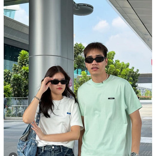 áo classic hai màu đen / trắng