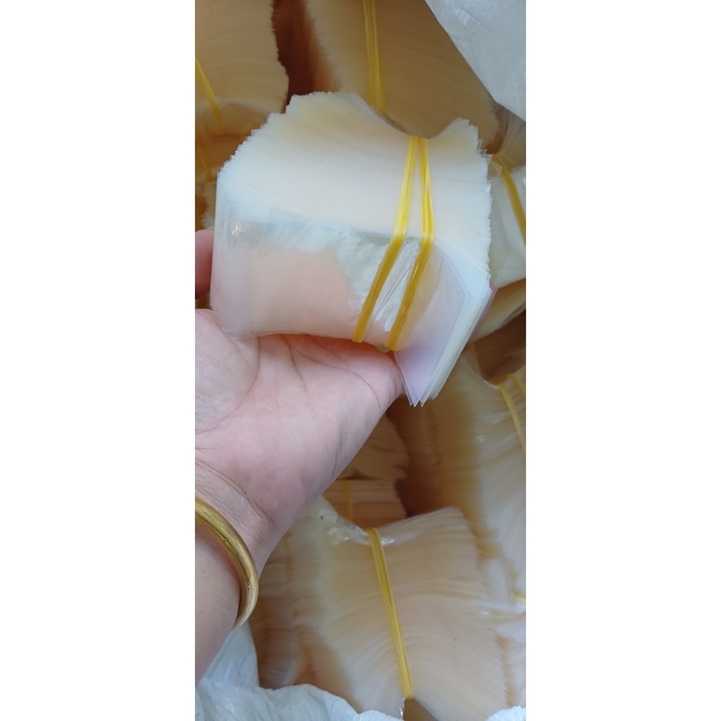 Màng co vòi bình nước trắng trong (1kg)