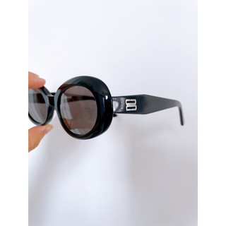 Kính GENTLE MONSTER - Lamode size 148 dành cho mặt vừa nhỏ