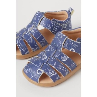 Sandal rọ mickey bé trai Hm auth