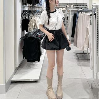 NIMZ váy phồng và áo chấm bi